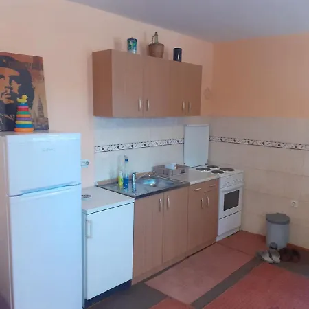 Apartman Tom * 페일